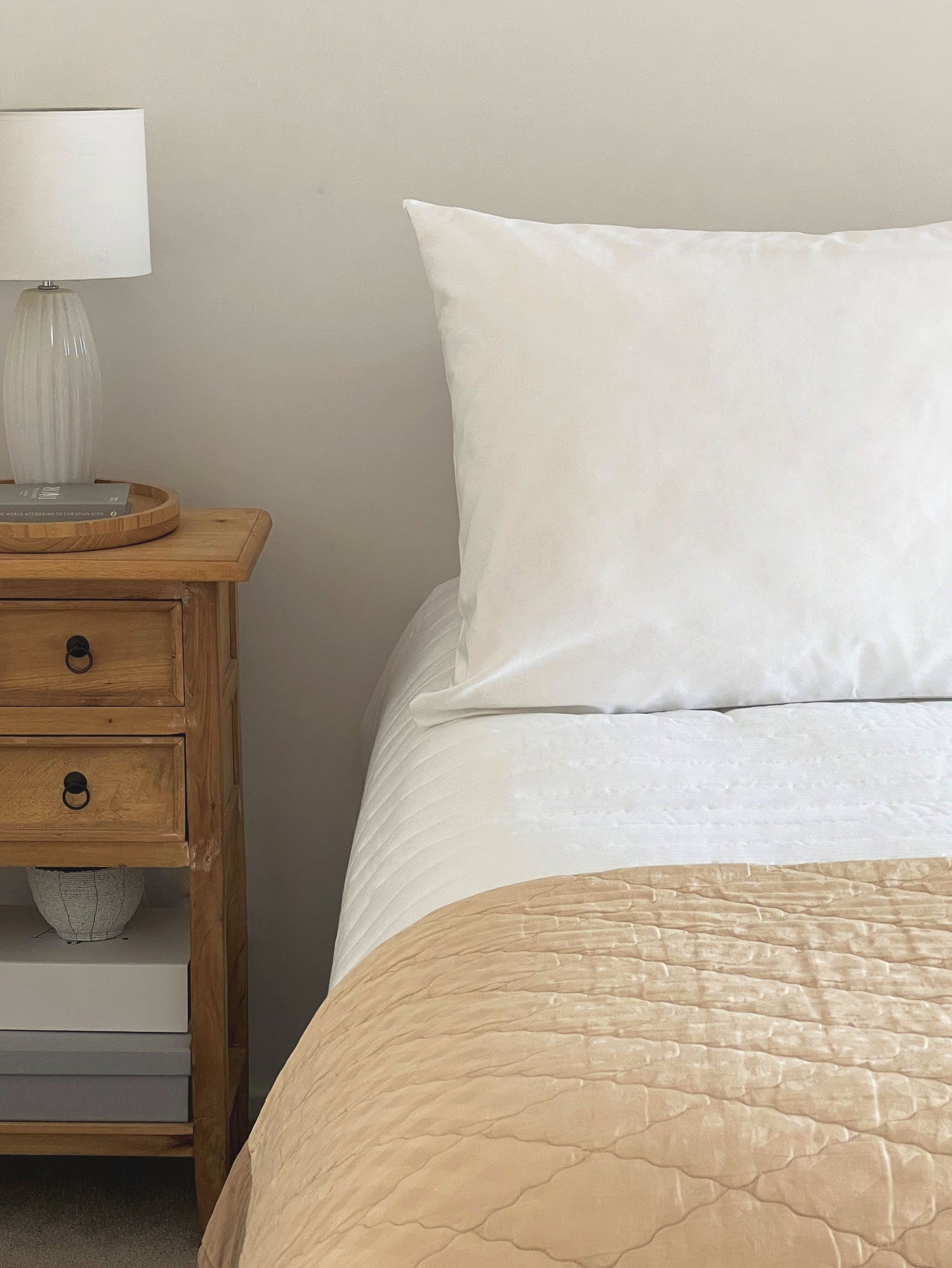 Cloud Bedding Co - Majestic King White Pillowcase